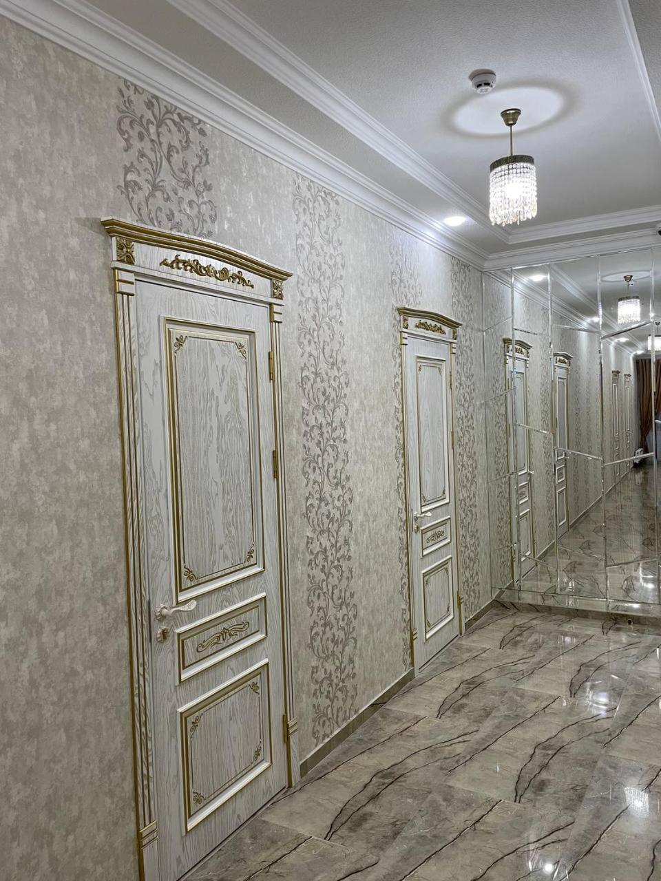 Izumrud Palace Samarkand Buitenkant foto